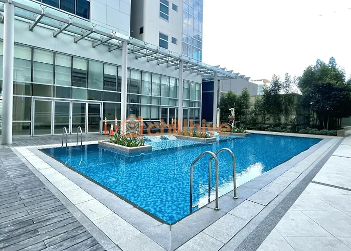 Apartment Upscale Bgc Near Mitsukoshi #upt130g *